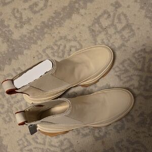 SorelTan Chelsea Boots